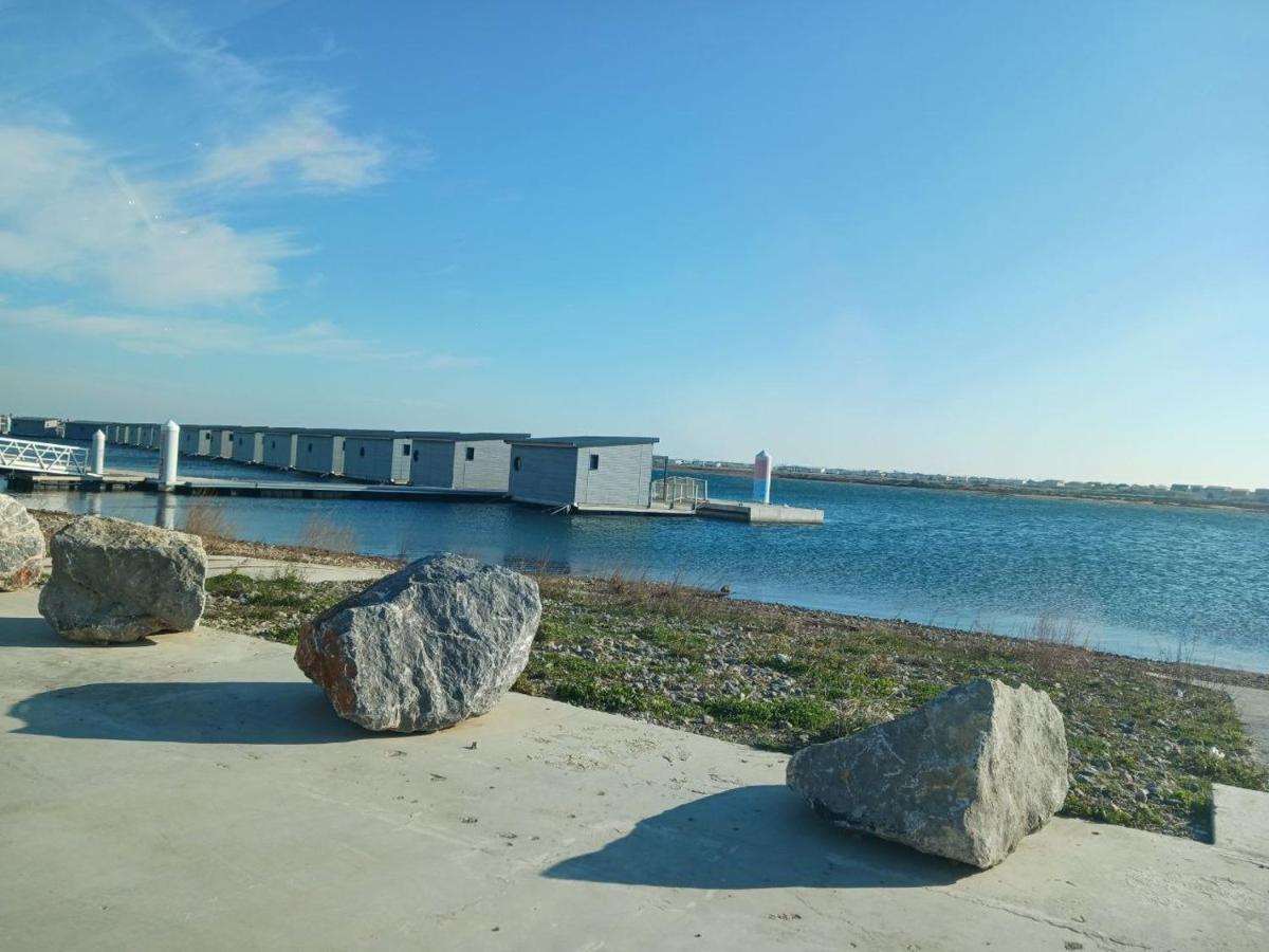 Le Clin D'Oeil Sur Le Port. Apartment Gruissan Luaran gambar